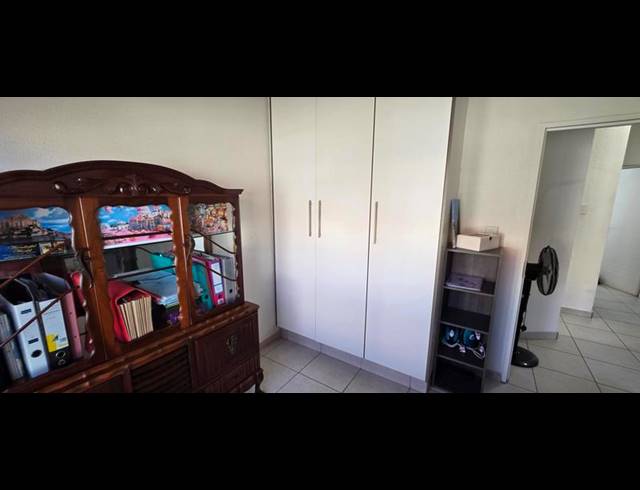 3 BEDROOM APARTMENT FOR SALE IN RAVENSWOOD